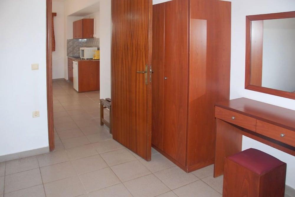 Barbie Hotel Apartments Ialysos  Exterior foto